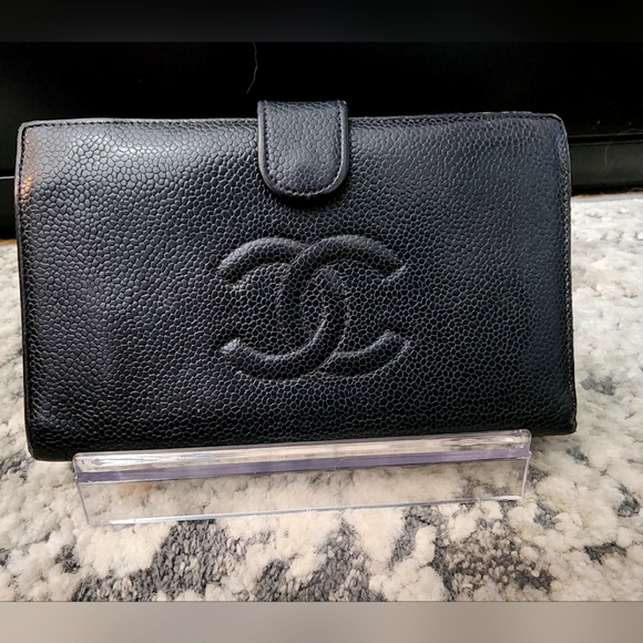 Chanel Caviar Leather Wallet - Picture 1 of 10